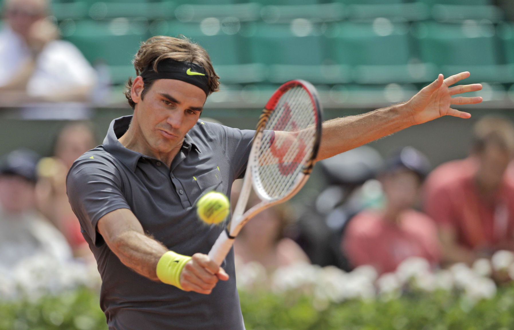 2012: Roger Federer breaks record with 233rd Grand Slam match win